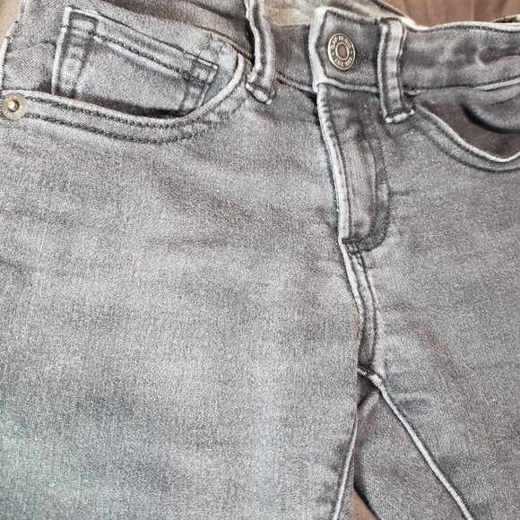 Gap Denim Jeans Black Slim Tough Durable Distressed Look 4T Size Brand New NWOT - Picture 5 of 6